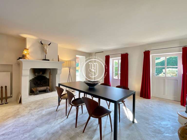 Villa Saint-Rémy-de-Provence - 5 bedrooms - 235m²