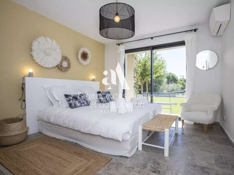 Villa Saint-Rémy-de-Provence - 5 chambres - 240m²