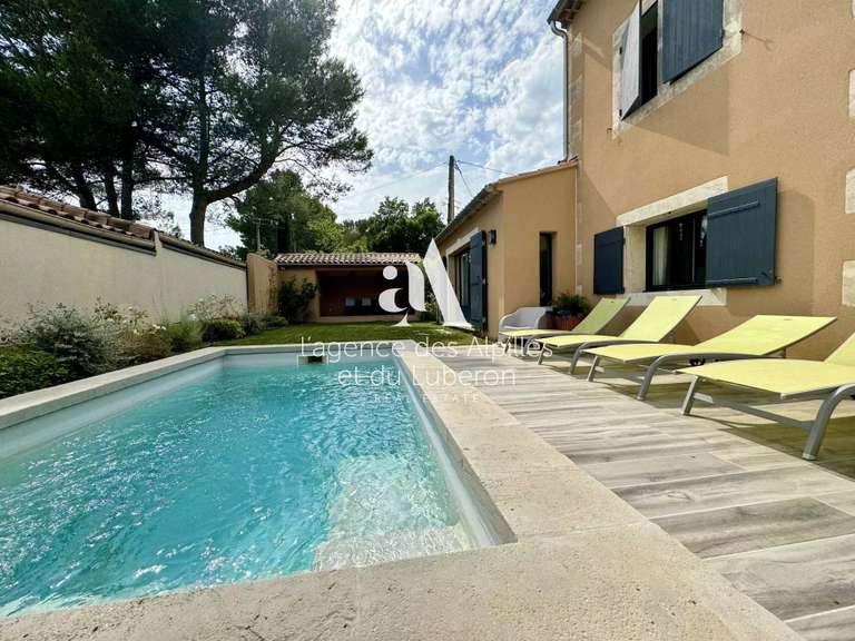 Villa Saint-Rémy-de-Provence - 3 chambres - 180m²