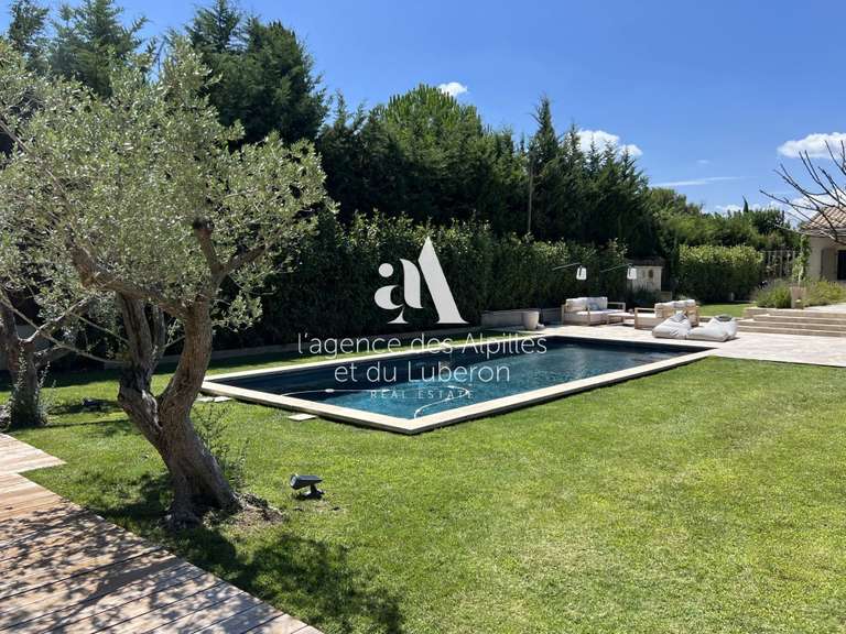 Villa Saint-Rémy-de-Provence - 5 bedrooms - 250m²