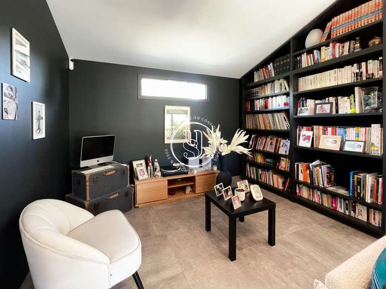 Villa Saint-Rémy-de-Provence - 3 bedrooms - 161m²