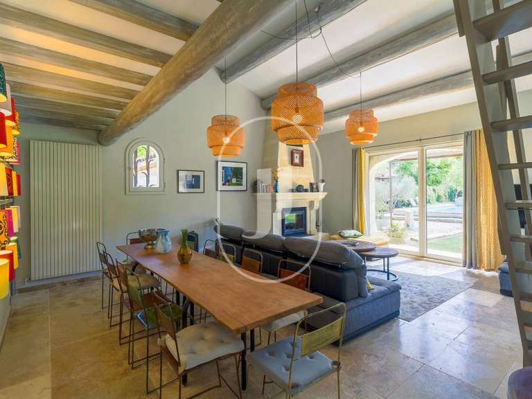 Villa Saint-Rémy-de-Provence - 4 bedrooms - 180m²