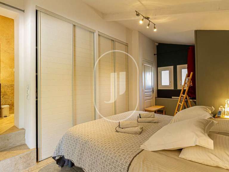 Villa Saint-Rémy-de-Provence - 4 bedrooms - 180m²