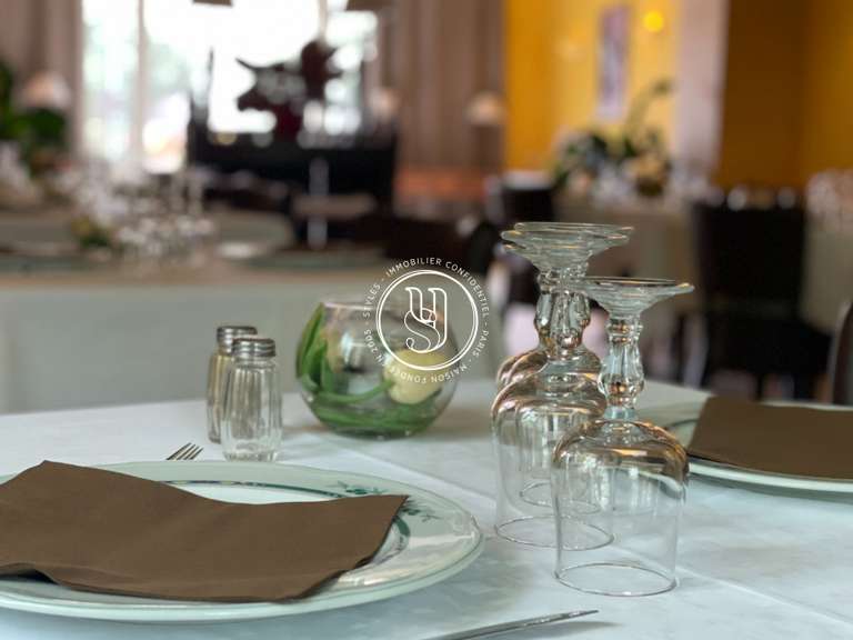 Villa Saint-Rémy-de-Provence - 18 chambres - 600m²