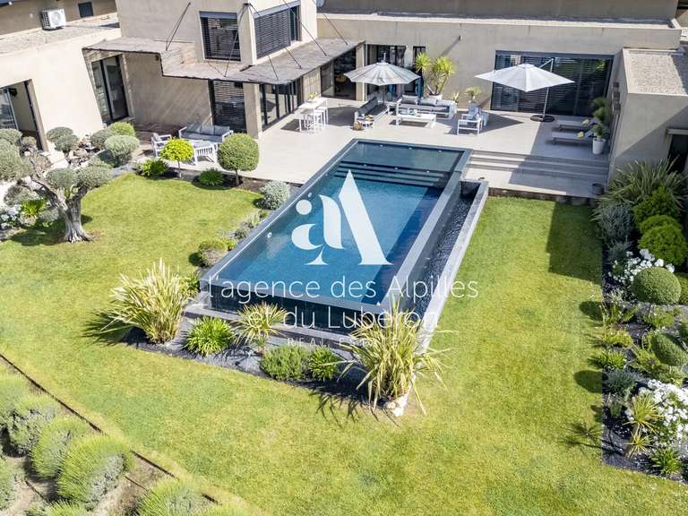 Villa Saint-Rémy-de-Provence - 4 chambres - 400m²