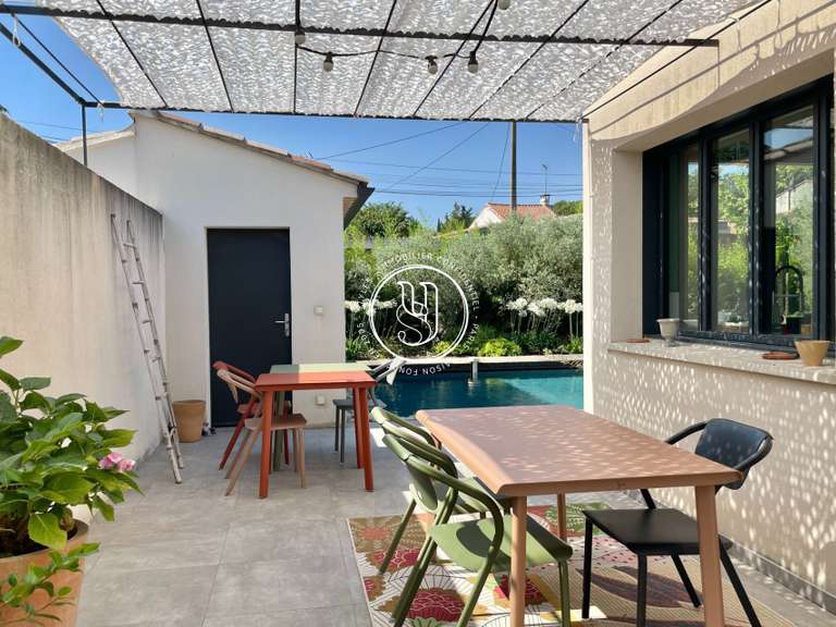 Villa Saint-Rémy-de-Provence - 3 bedrooms - 161m²