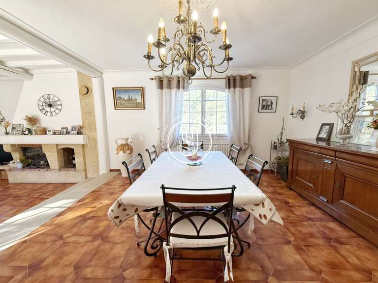 Villa Saint-Rémy-de-Provence - 3 chambres - 180m²