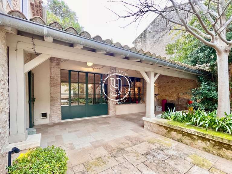 Villa Saint-Rémy-de-Provence - 5 bedrooms - 210m²