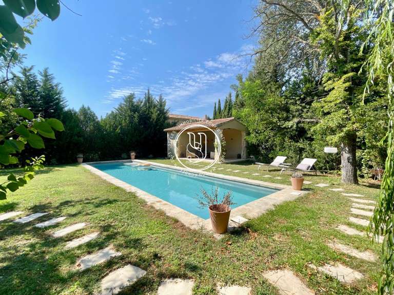 Villa Saint-Rémy-de-Provence - 5 bedrooms - 298m²
