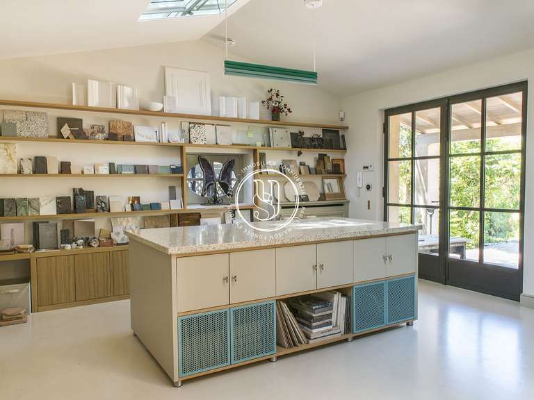 Villa Saint-Rémy-de-Provence - 4 bedrooms - 210m²