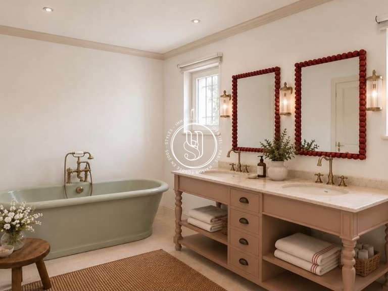 Villa Saint-Rémy-de-Provence - 5 bedrooms - 242m²