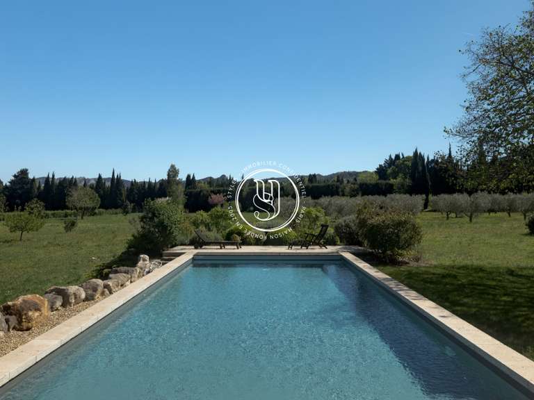 Villa Saint-Rémy-de-Provence - 5 chambres - 255m²