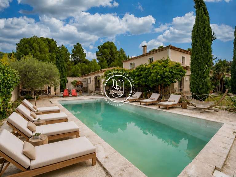Villa Saint-Rémy-de-Provence - 5 chambres - 242m²