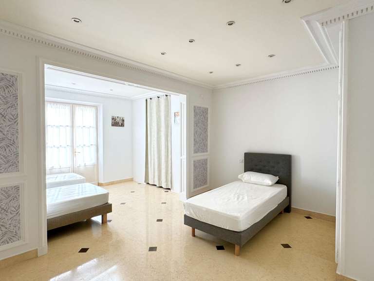 Villa Saint-Rémy-de-Provence - 5 bedrooms - 361m²
