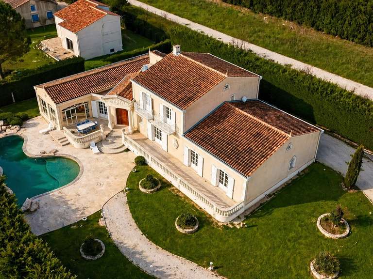 Villa Saint-Rémy-de-Provence - 5 chambres - 361m²