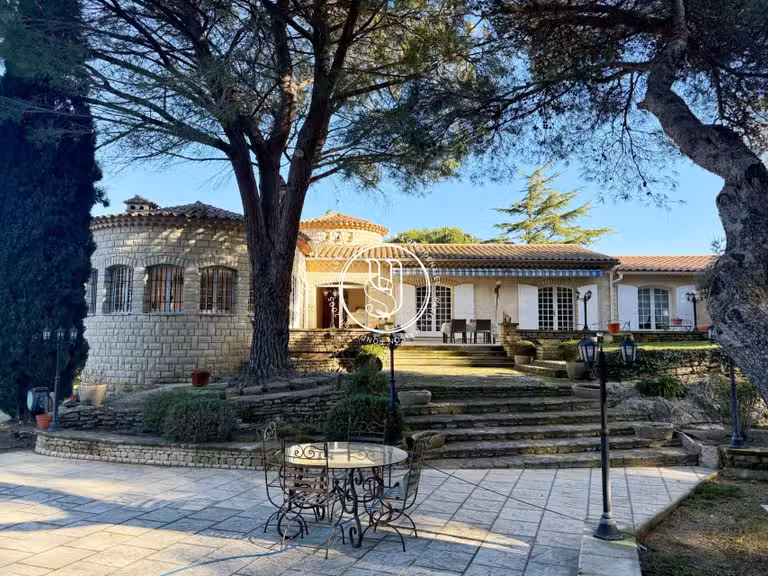 Villa Saint-Rémy-de-Provence - 3 chambres - 180m²