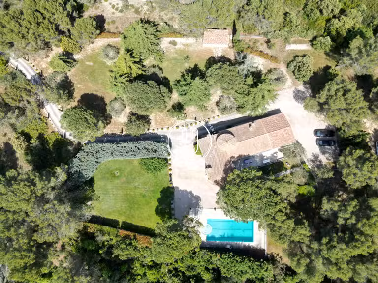 Villa Saint-Rémy-de-Provence - 3 chambres - 180m²