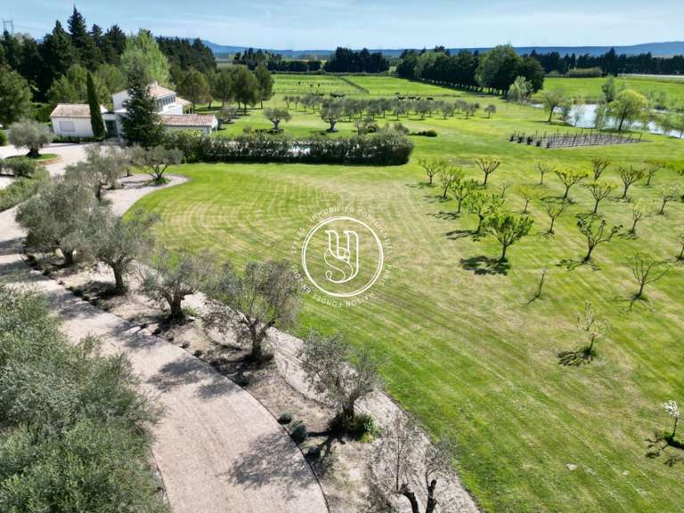 Villa Saint-Rémy-de-Provence - 5 bedrooms - 285m²