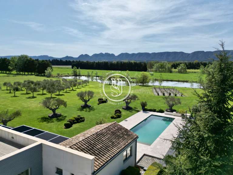 Villa Saint-Rémy-de-Provence - 5 bedrooms - 285m²