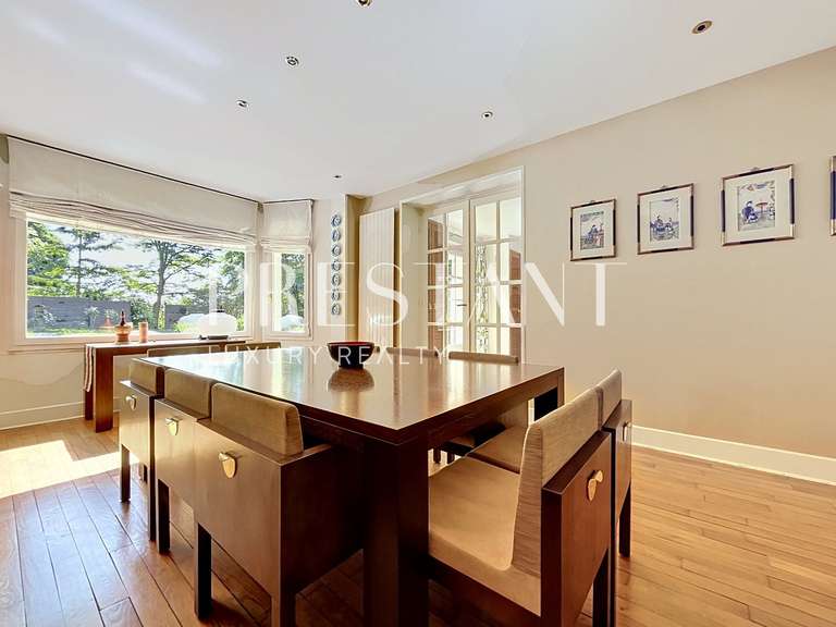 Maison Saint-Rémy-lès-Chevreuse - 4 chambres - 200m²