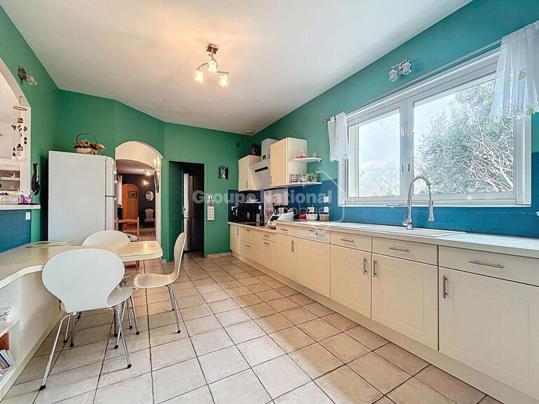 Maison Saint-Restitut - 7 chambres - 400m²