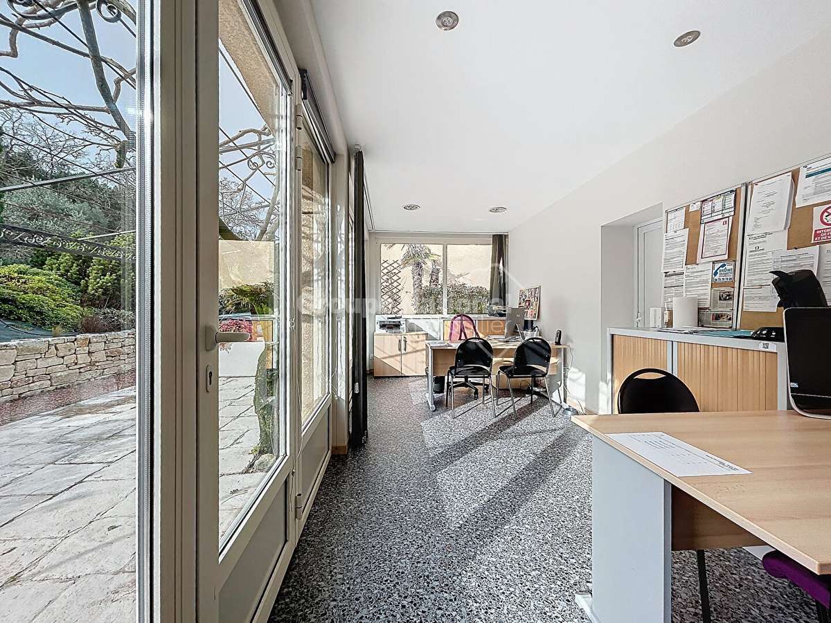 House Saint-Restitut