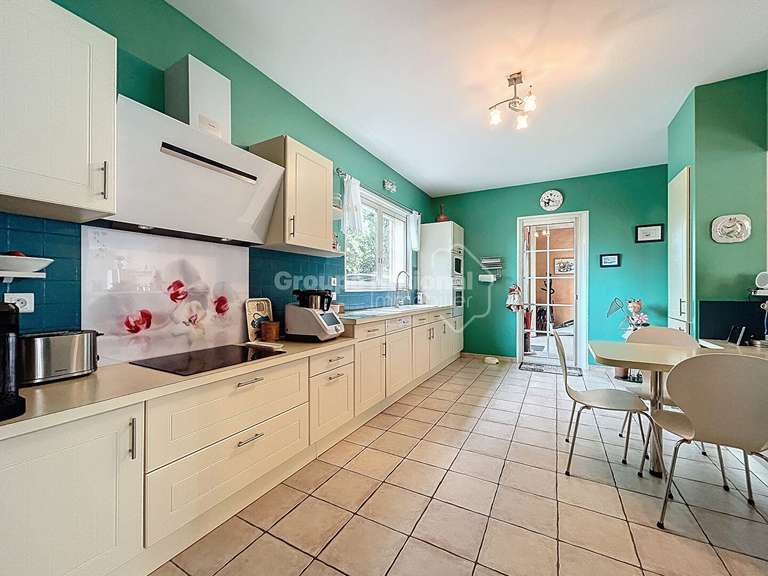 Maison Saint-Restitut - 5 chambres - 315m²