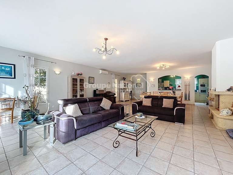 Maison Saint-Restitut - 5 chambres - 315m²