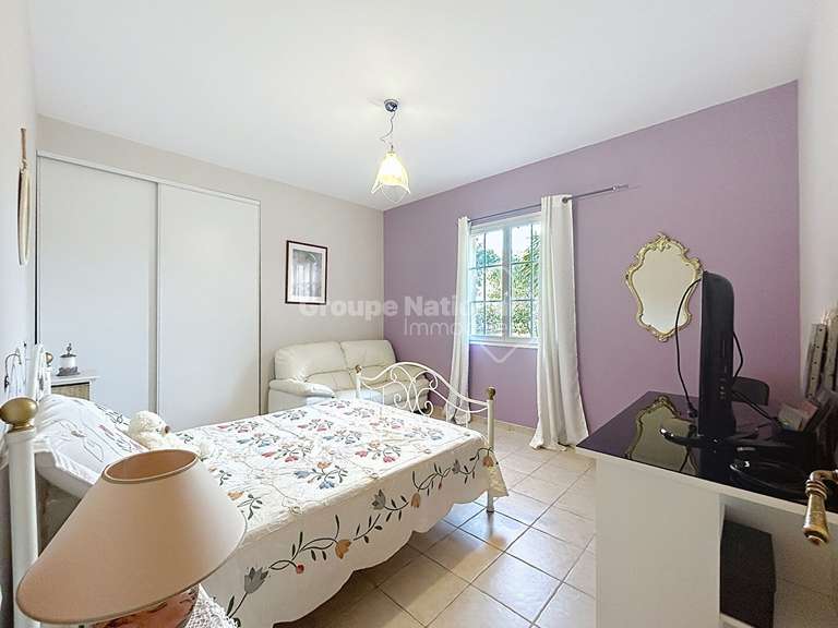 Maison Saint-Restitut - 5 chambres - 315m²