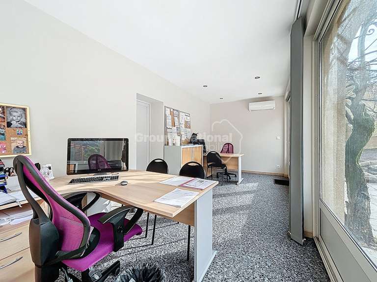 Maison Saint-Restitut - 5 chambres - 315m²