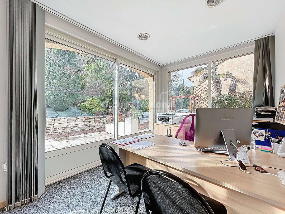 Maison Saint-Restitut