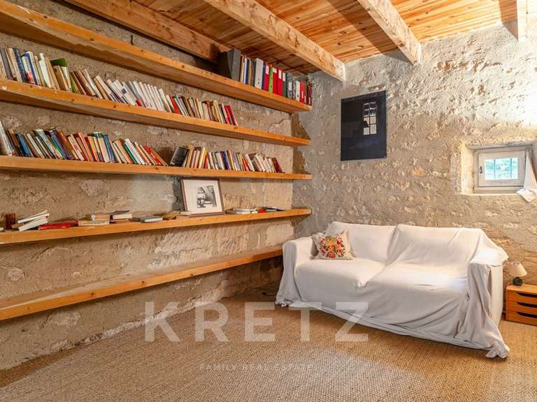 Maison Saint-Restitut - 7 chambres - 431m²
