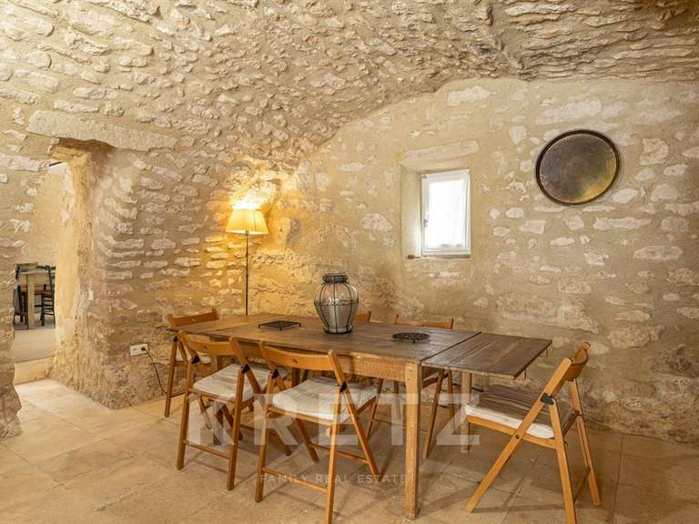 Maison Saint-Restitut - 7 chambres - 431m²