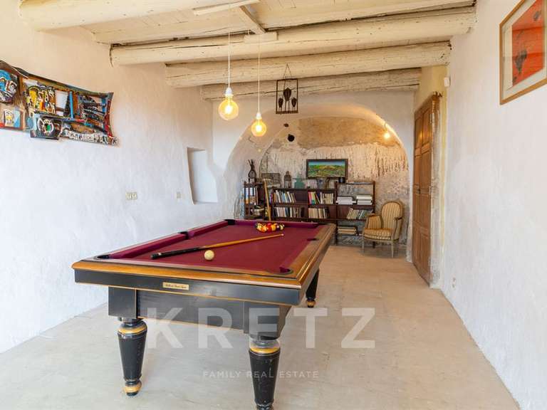 Maison Saint-Restitut - 7 chambres - 431m²