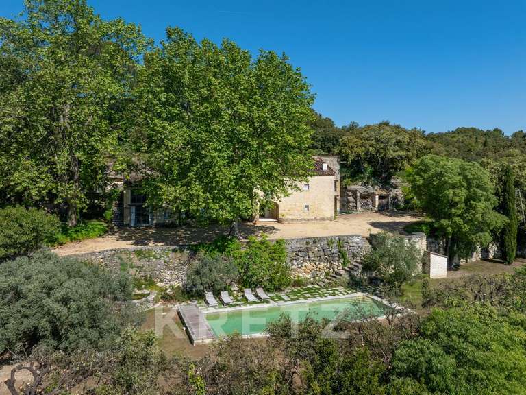 Maison Saint-Restitut - 7 chambres - 431m²