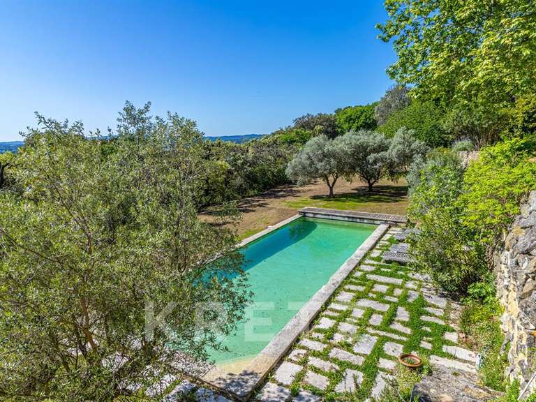Maison Saint-Restitut - 7 chambres - 431m²