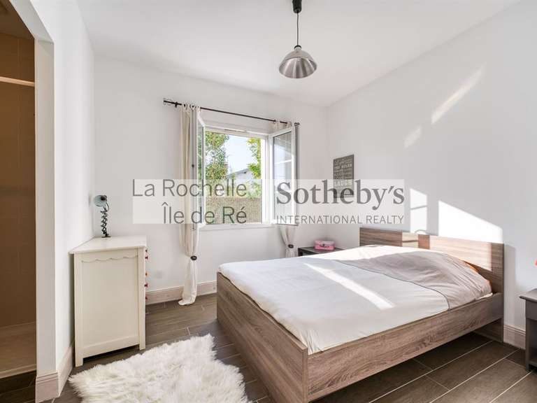 Maison Saint-Rogatien - 4 chambres - 236m²
