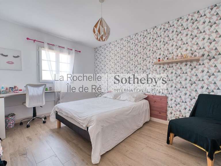 Maison Saint-Rogatien - 4 chambres - 236m²
