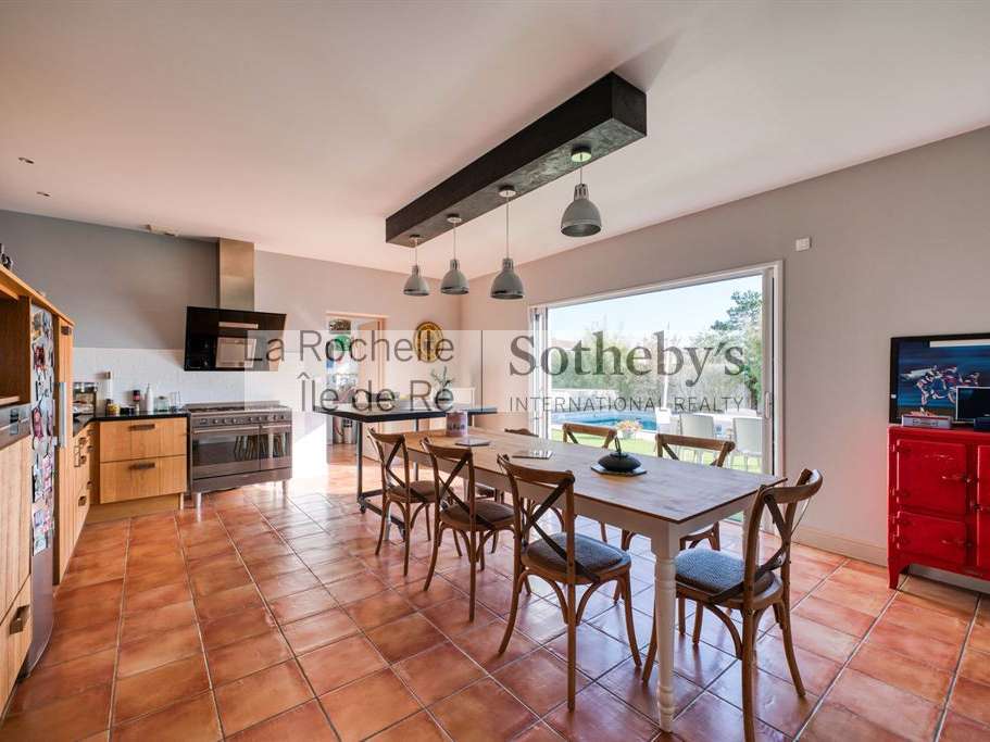 Maison Saint-Rogatien