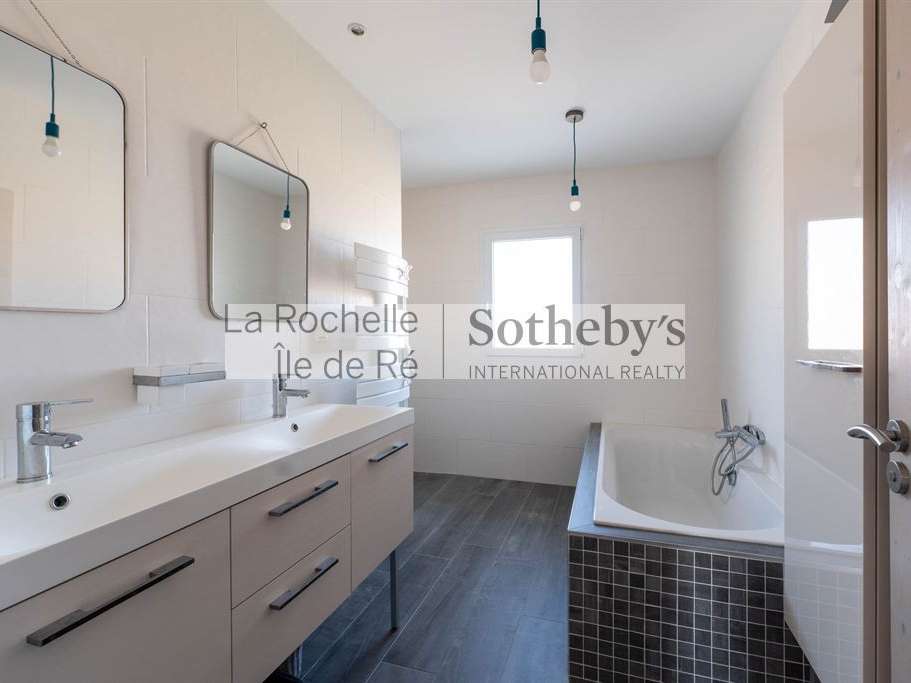 Maison Saint-Rogatien