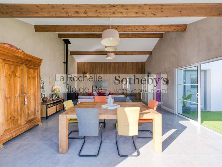 Maison Saint-Rogatien - 4 chambres - 236m²