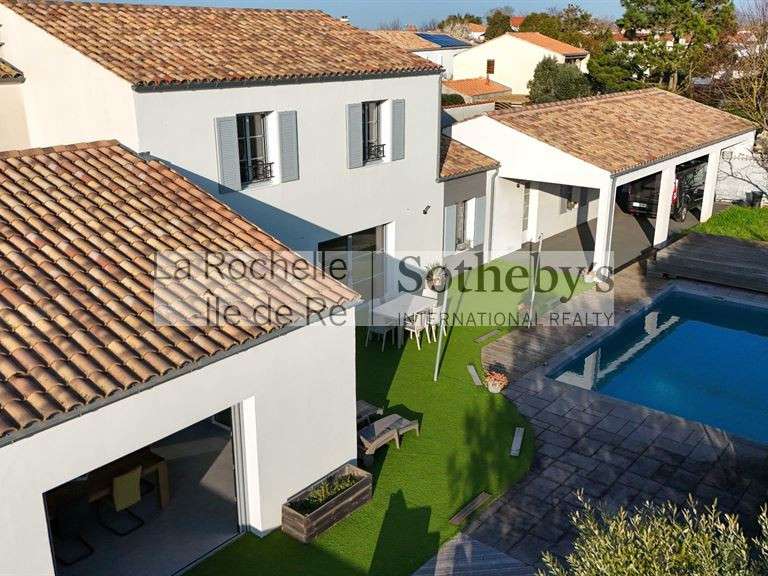 Maison Saint-Rogatien - 4 chambres - 236m²