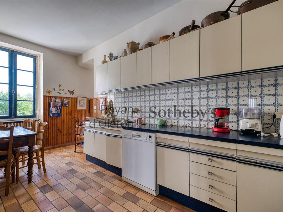 House Saint-Romain-de-Benet