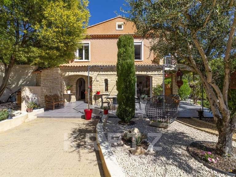House Saint-Romain-en-Viennois - 4 bedrooms - 200m²
