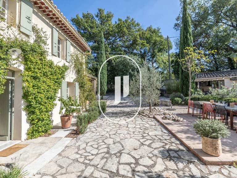 Maison Saint-Roman-de-Malegarde - 7 chambres - 300m²