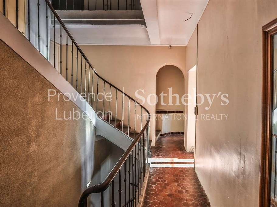 House Saint-Saturnin-lès-Apt