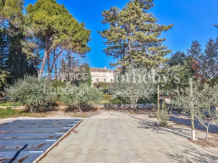 House Saint-Saturnin-lès-Apt