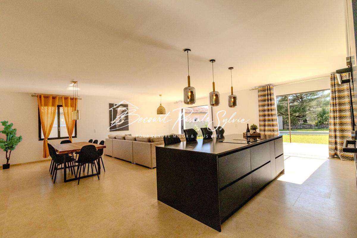 Maison Saint-Saturnin-lès-Apt