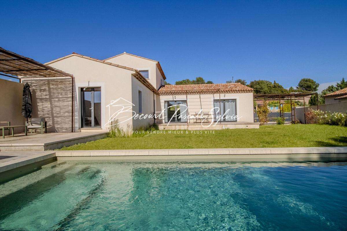 Maison Saint-Saturnin-lès-Apt