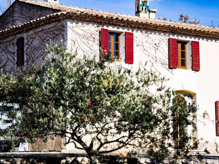 House Saint-Saturnin-lès-Apt - 4 bedrooms - 171m²